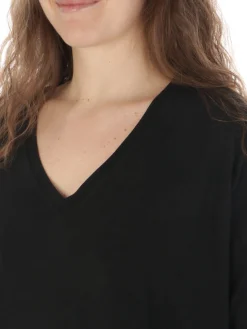 Absolut Cashmere | T-Shirt Manica Lunga Scollo a V><noscript><img width=