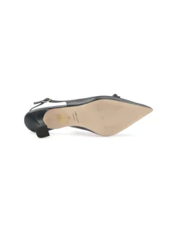 Status | Scarpe Chanel Donna Adler in Pelle><noscript><img width=